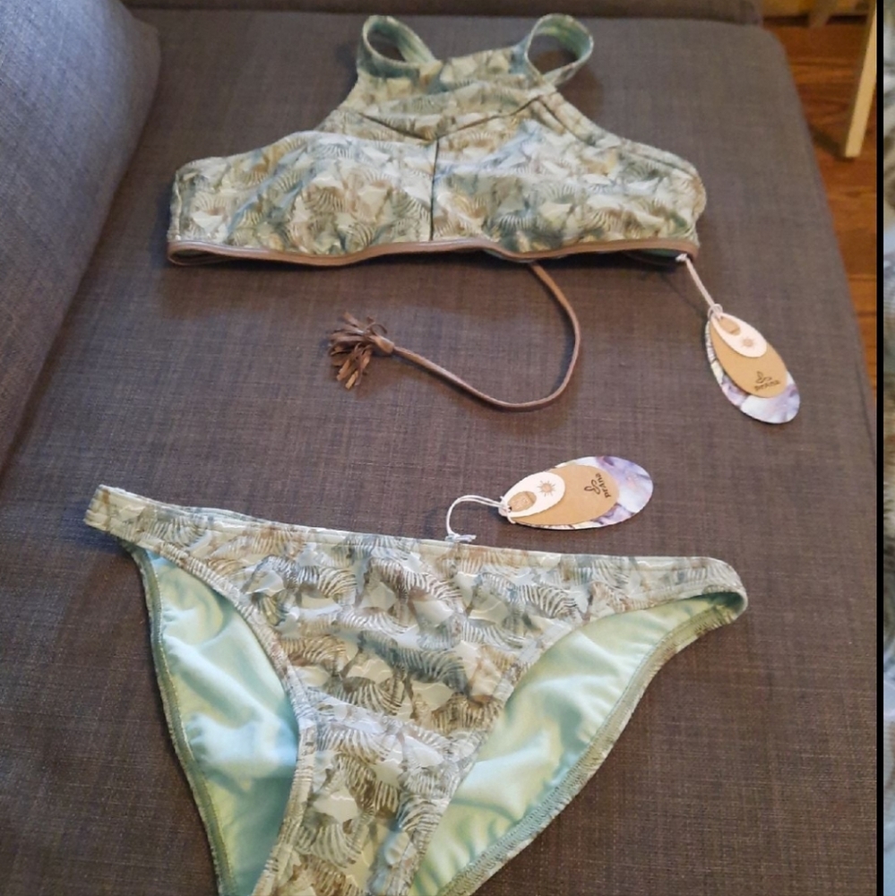 Prana top Medium bottom Small